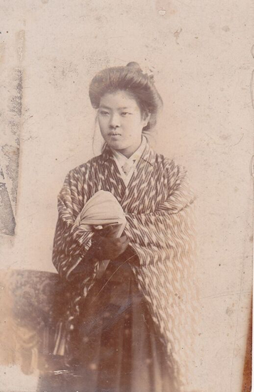 女学生時代の美知代〔田山花袋記念文学館提供〕