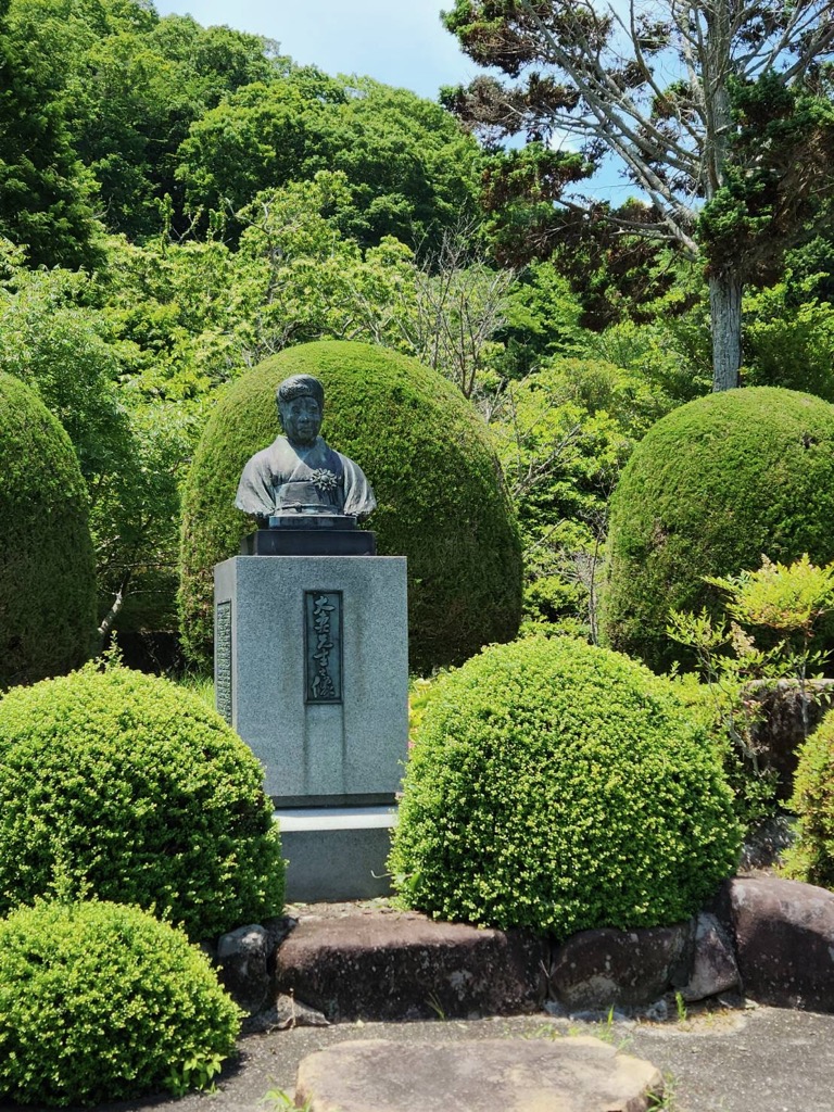 銅像
